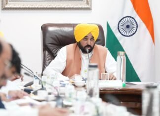 ਪੰਜਾਬ ਕੈਬਨਿਟ ਨੇ ਫਸਲ ਦੇ ਖਰਾਬੇ ਦਾ ਮੁਆਵਜ਼ਾ ਪ੍ਰਤੀ ਏਕੜ 20,000 ਰੁਪਏ ਦੇਣ ਦੇ ਇਤਿਹਾਸਕ ਫੈਸਲੇ ’ਤੇ ਮੋਹਰ ਲਾਈ