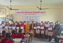 ਸਰਕਾਰੀ ਸਕੂਲ ‘ਚ ਵੇਸਟ ਕੱਪੜਿਆਂ ਤੋਂ ਬੈਗ ਬਣਾਉਣ ਦੀ ਵਰਕਸ਼ਾਪ; ਵਿਦਿਆਰਥੀਆਂ ਨੇ ਸਿੱਖੇ ਸਵੈ-ਰੁਜ਼ਗਾਰ ਦੇ ਗੁਰ