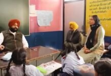 ਸਕੂਲ ‘ਚ 298 ਬੱਚਿਆਂ ਲਈ ਸਿਰਫ਼ 3 ਅਧਿਆਪਕ; ਕੀ ਟੀਚਰਾਂ ਨੂੰ ਸਸਪੈਂਡ ਕਰਨਾ ਹੱਲ ਹੈ?