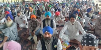 ਕਿਸਾਨਾਂ ਨੇ ਅਮਰੀਕਾ-ਭਾਰਤ ਵਪਾਰ ਸਮਝੌਤੇ ਵਿਰੁੱਧ ਫੂਕਿਆ PM ਮੋਦੀ ਦਾ ਪੁਤਲਾ- ਭਗਵੰਤ ਮਾਨ ਸਰਕਾਰ ਨੂੰ ਵੀ ਲਿਆ ਲੰਮੇ ਹੱਥੀਂ