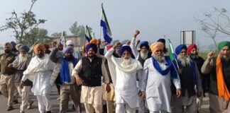 ਵੱਡੀ ਖ਼ਬਰ: CM ਮਾਨ ਨੂੰ ਘੇਰਨ ਦੀ ਤਿਆਰੀ ‘ਚ ਸਨ ਕਿਸਾਨ; ਪ੍ਰਸ਼ਾਸਨ ਨੇ 17 ਮਾਰਚ ਦੀ ਮੀਟਿੰਗ ਦਾ ਪੱਤਰ ਸੌਂਪ ਕੇ ਸ਼ਾਂਤ ਕੀਤਾ ਰੋਸ