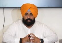 ਵੱਡੀ ਖ਼ਬਰ: ਸਿੱਖਿਆ ਮੰਤਰੀ ਹਰਜੋਤ ਬੈਂਸ ਵੱਲੋਂ BPEO ਸਸਪੈਂਡ, 3 ਅਧਿਆਪਕਾਂ ਨੂੰ ਨੋਟਿਸ