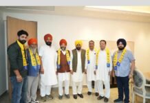 ਅਕਾਲੀ ਦਲ ਨੂੰ ਵੱਡਾ ਝਟਕਾ: ਜ਼ਿਲ੍ਹਾ ਪ੍ਰਧਾਨ ਸਾਥੀਆਂ ਸਮੇਤ AAP ‘ਚ ਸ਼ਾਮਲ