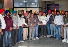 ਅਧਿਆਪਕਾਂ ਦੀ ਡਰੱਗ ਜਨਗਣਨਾ ‘ਚ ਜ਼ਬਰੀ ਡਿਊਟੀ ਦਾ ਵਿਰੋਧ; ਜਥੇਬੰਦੀਆਂ ਨੇ DEOs ਨੂੰ ਸੌਂਪਿਆ ਪੱਤਰ