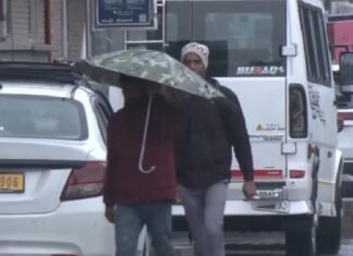 JK Rain Alert: ਕਈ ਇਲਾਕਿਆਂ ‘ਚ ਪਿਆ ਭਾਰੀ ਮੀਂਹ! ਮੌਸਮ ਵਿਭਾਗ ਵੱਲੋਂ ਅਗਲੇ 24 ਘੰਟਿਆਂ ਲਈ ਅਲਰਟ ਜਾਰੀ