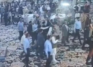 ਵੱਡੀ ਖ਼ਬਰ: ਸਾਬਕਾ ਮੁੱਖ ਮੰਤਰੀ ਨੂੰ ਵਿਆਹ ਸਮਾਗਮ ‘ਚ ਗੋਲੀ… ਡਿਪਟੀ CM ਹੋਇਆ ਜ਼ਖ਼ਮੀ! ਪੜ੍ਹੋ ਪੂਰਾ ਮਾਮਲਾ