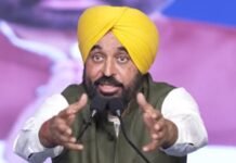 Bhagwant Mann & Sukhbir Badal News: ਬਾਦਲਾਂ ਦੀ ਤੱਕੜੀ ‘ਚਿੱਟਾ’ ਤੋਲਦੀ ਰਹੀ… ਅਸੀਂ ਤਾਂ ਐਵੇਂ ਧੋਖੇ ਵਿੱਚ ਰਹਿ ਕੇ ਇਨਾਂ ਨੂੰ ਵੋਟਾਂ ਪਾਈ ਗਏ- ਭਗਵੰਤ ਮਾਨ ਦਾ ਸੁਖਬੀਰ ‘ਤੇ ਤਿੱਖਾ ਹਮਲਾ