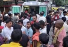 ਵੱਡੀ ਖ਼ਬਰ: ਸ਼ੀਤਲਾ ਮਾਤਾ ਮੰਦਰ ‘ਚ ਮਚੀ ਭਗਦੜ; 8 ਸ਼ਰਧਾਲੂਆਂ ਦੀ ਮੌਤ, ਕਈ ਗੰਭੀਰ ਜ਼ਖ਼ਮੀ