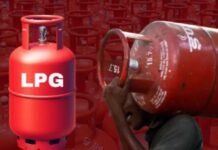 LPG Gas Price: ਗੈਸ ਸਿਲੰਡਰ ਦੀਆਂ ਕੀਮਤਾਂ ‘ਚ ਹੋਇਆ ਵੱਡਾ ਬਦਲਾਅ! ਪੜ੍ਹੋ ਪੂਰੀ ਖ਼ਬਰ