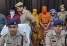 Marriage Fake Call Centre: ਕੁਆਰੇ ਮੁੰਡਿਓਂ ਹੋ ਜਾਓ ਸਾਵਧਾਨ! ਵਿਆਹ ਕਰਵਾਉਣ ਦੇ ਨਾਮ ‘ਤੇ ਠੱਗੀ ਮਾਰਨ ਵਾਲੇ ਹਾਈਟੈਕ ਗਿਰੋਹ ਦਾ ਪਰਦਾਫਾਸ਼; 3 ਲੜਕੀਆਂ ਸਮੇਤ 6 ਗ੍ਰਿਫ਼ਤਾਰ