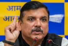 Big Breaking- AAP ਦੇ 7 ਰਾਜ ਸਭਾ ਮੈਂਬਰਾਂ ਨੇ ਮਾਰਿਆ ਪੰਜਾਬ ਦੀ ਪਿੱਠ ‘ਚ ਛੁਰਾ! ਸੰਜੇ ਸਿੰਘ ਨੇ ਭਾਜਪਾ ‘ਤੇ ਕੀਤਾ ਵੱਡਾ ਹਮਲਾ