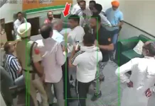 ਵੱਡੀ ਖ਼ਬਰ: ਪੰਜਾਬ ‘ਚ AAP ਵਰਕਰਾਂ ਦੀ ਗੁੰਡਾਗਰਦੀ! ਵਿਧਾਇਕ ਨੇ BJP ਪ੍ਰਧਾਨ ‘ਤੇ ਕੀਤਾ ਹਮਲਾ? (ਵੇਖੋ ਵੀਡੀਓ)