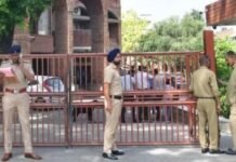 School Bomb Threat- ਵੱਡੀ ਖ਼ਬਰ: ਸਕੂਲਾਂ ਅਤੇ CMO ਨੂੰ ਬੰਬ ਨਾਲ ਉਡਾਉਣ ਦੀ ਧਮਕੀ