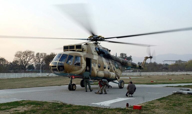 Army Helicopter Crash! ਵੱਡੀ ਖ਼ਬਰ: ਫ਼ੌਜ ਦਾ ਹੈਲੀਕਾਪਟਰ ਕ੍ਰੈਸ਼, ਸਵਾਰ ਸਾਰੇ ਸੈਨਿਕਾਂ ਦੀ ਮੌਤ