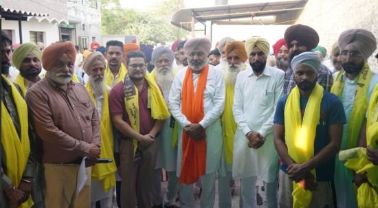 ਅਕਾਲੀ ਦਲ ਨੂੰ ਵੱਡਾ ਝਟਕਾ; ਕਈ ਆਗੂ AAP ‘ਚ ਸ਼ਾਮਲ