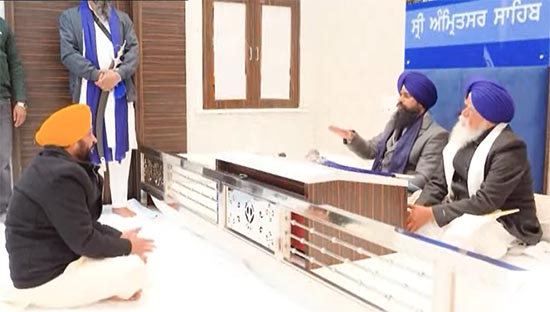 ਵਿਵਾਦਿਤ ਵੀਡੀਓ ਮਾਮਲਾ! Sri Akal Takht Sahib ਵੱਲੋਂ CM ਮਾਨ ਦੀ ਰਿਕਾਰਡਿੰਗ ਵੀਡੀਓ ਪੇਸ਼ੀ ਜਾਰੀ
